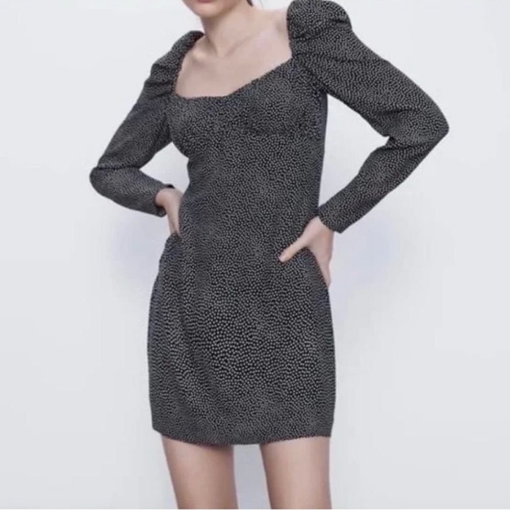 Zara Black and White Long Sleeve Dress